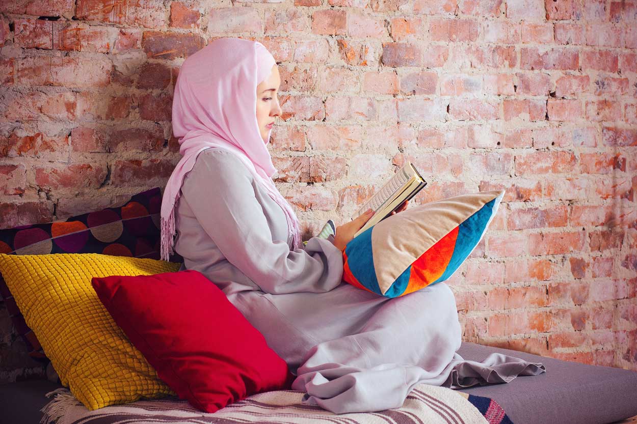 Living by the Quran &ndash; The Ultimate Source of Knowledge