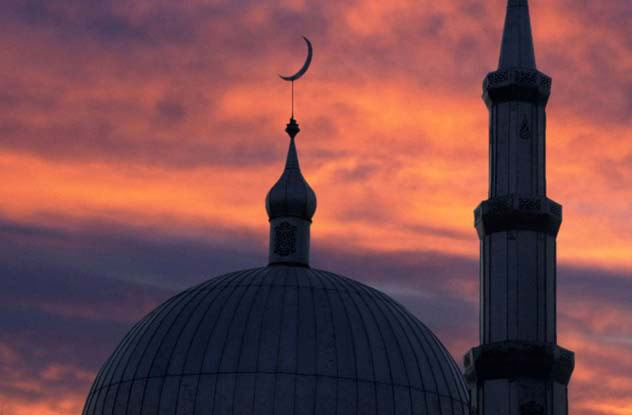 What Is the Ideal Time of `Isha' Prayer What Is the Ideal Time of `Isha' Prayer