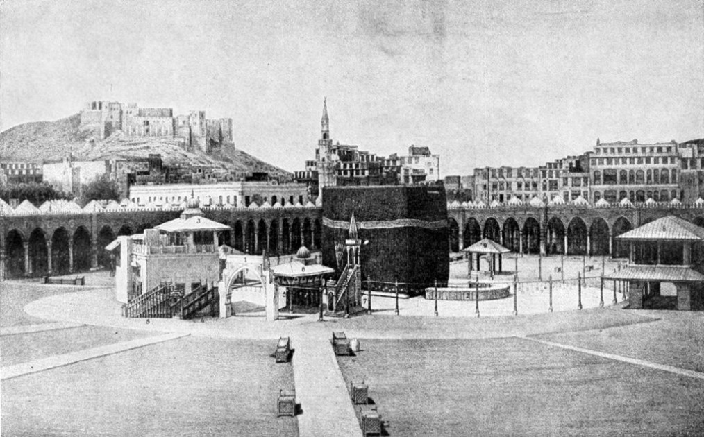 Towards Al-Aqsa When Kaaba Had Idols