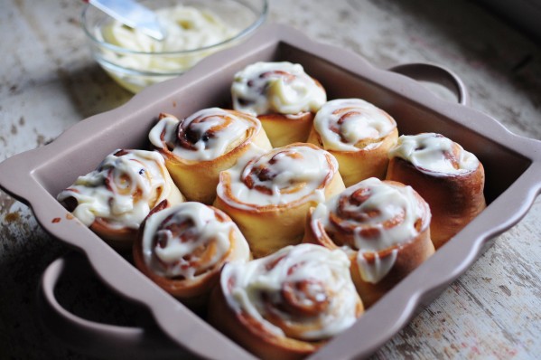 Homemade Cinnamon Rolls (Video Recipe)