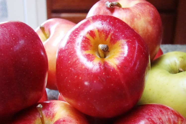 Apples