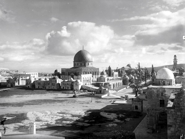 Interfaith Al-Quds in the 30s (Photo Gallery) - About Islam