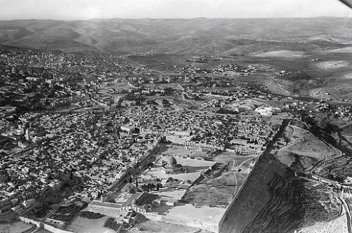 Interfaith Al-Quds in the 30s (Photo Gallery) - About Islam
