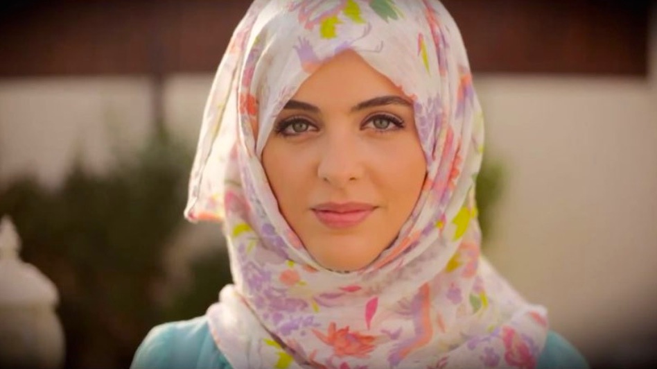 What Really Makes Women Convert to Islam?