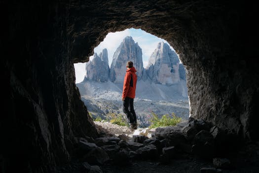 5 Lessons From the Story of the Youth in the Cave