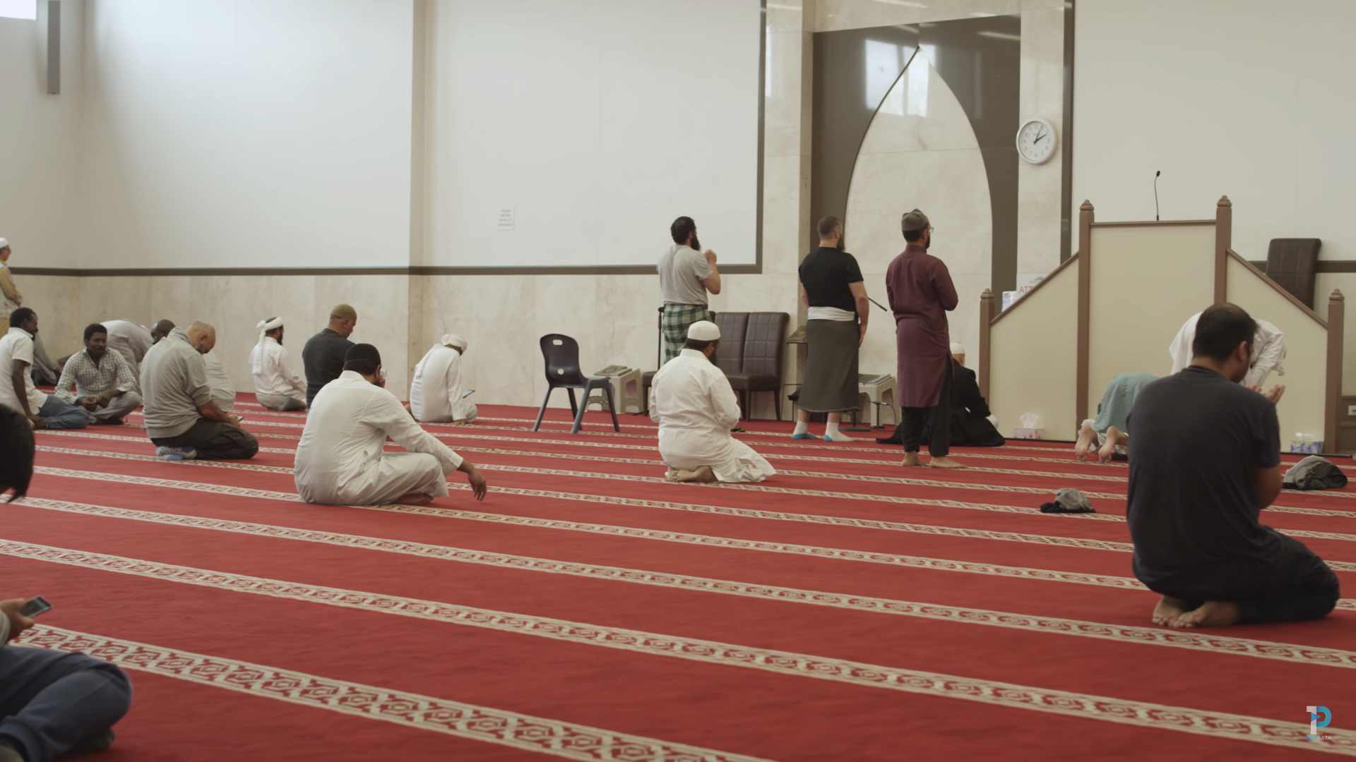 5 Common Mistakes During Friday Sermon and Prayer