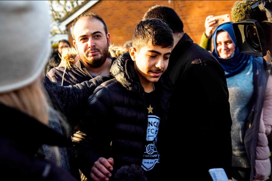 How Do People Look at Refugees? - About Islam