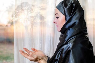 New Muslims &ndash; 3 Easy Tips to Fall in Love with Prayer