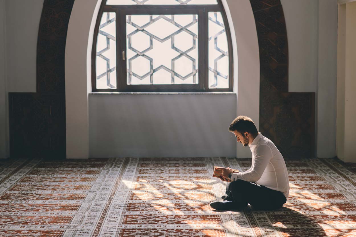 A Letter to Muslim Husbands Spending Ramadan with Non-Muslim Wives