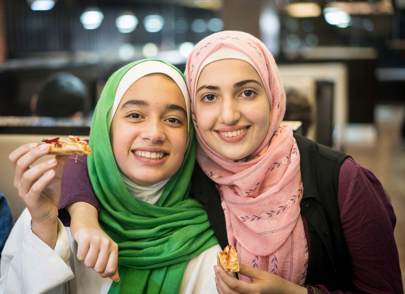 HIJAB PARTY – ENCOURAGING & ANNOUNCING HIJAB FOR YOUNG SISTERS WITH POSITIVITY