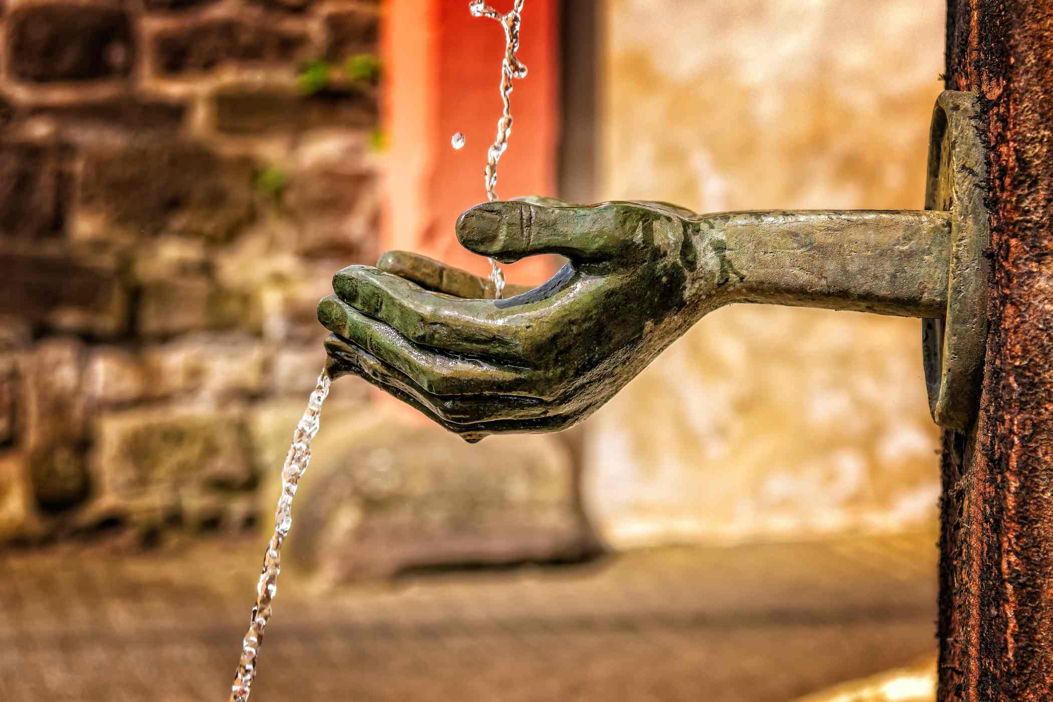 Surah Al-Maun: Small Acts of Kindness Do Matter