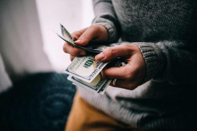 How to Deal With Money Fights in Marriage?