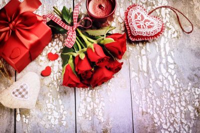 red roses and gift box-Conditions of Marriage in Islam