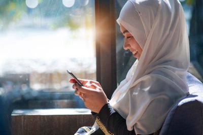 Do I Wear Hijab Before My Mother&rsquo;s Paternal Uncle?