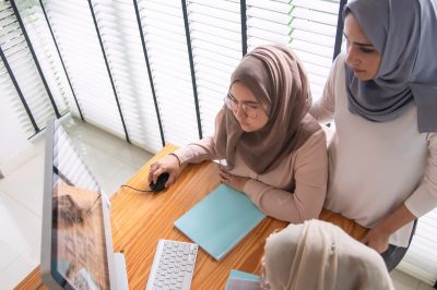 Between the National Curriculum and Homeschooling