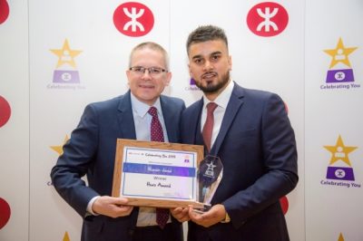 Saving 29 Lives, British Muslim Rail Worker Uses Social Media to Save More - About Islam