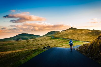 Keeping Ties with God and Trusting Him