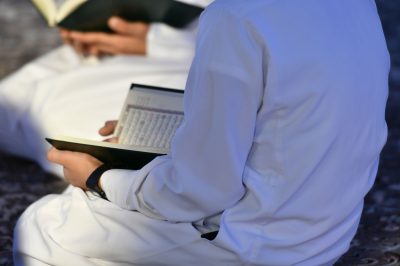Who Divided Up Quran into Surahs and Verses?