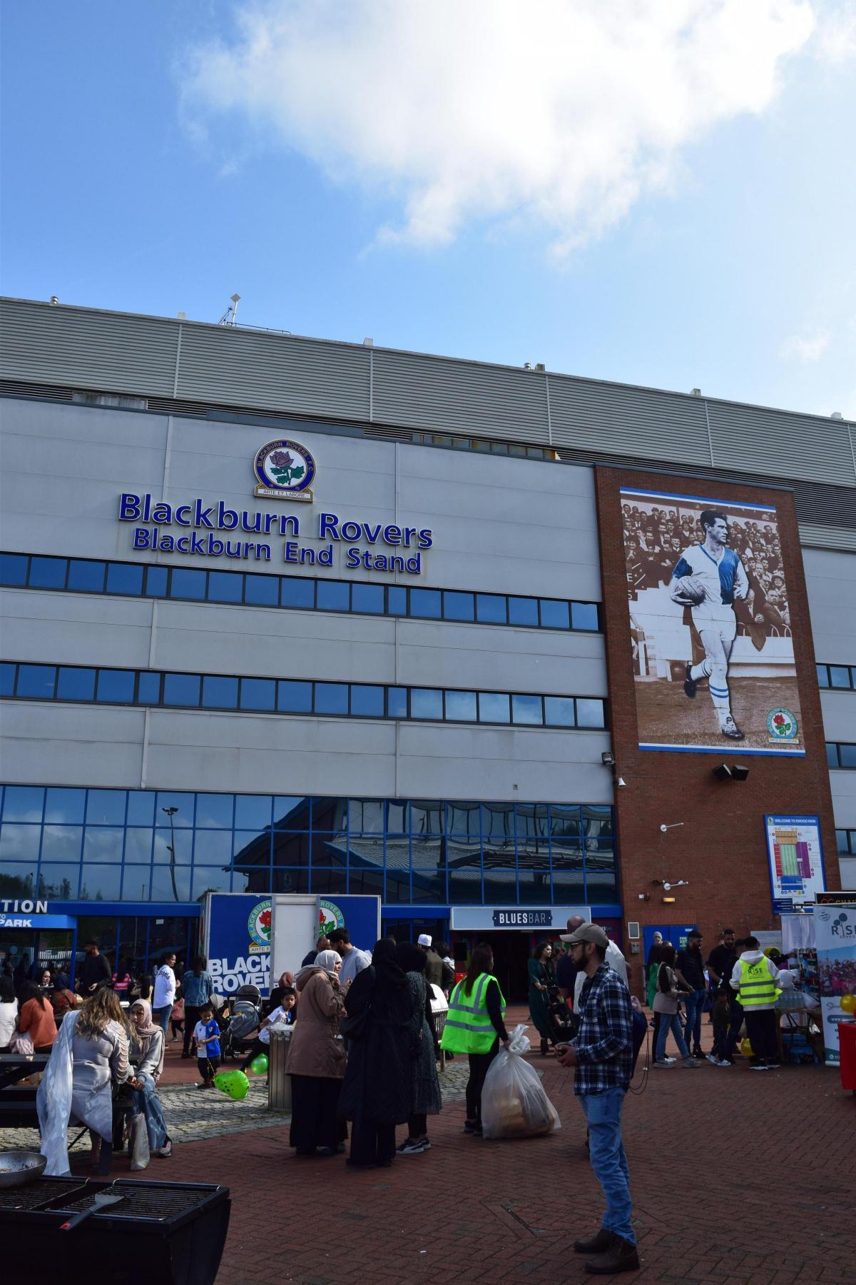 Thousands Turn Out at Blackburn Rovers Halal Food Festival - About Islam