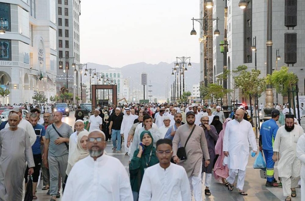 Prophet's Grand Mosque Gets Smart Air Freshener - About Islam