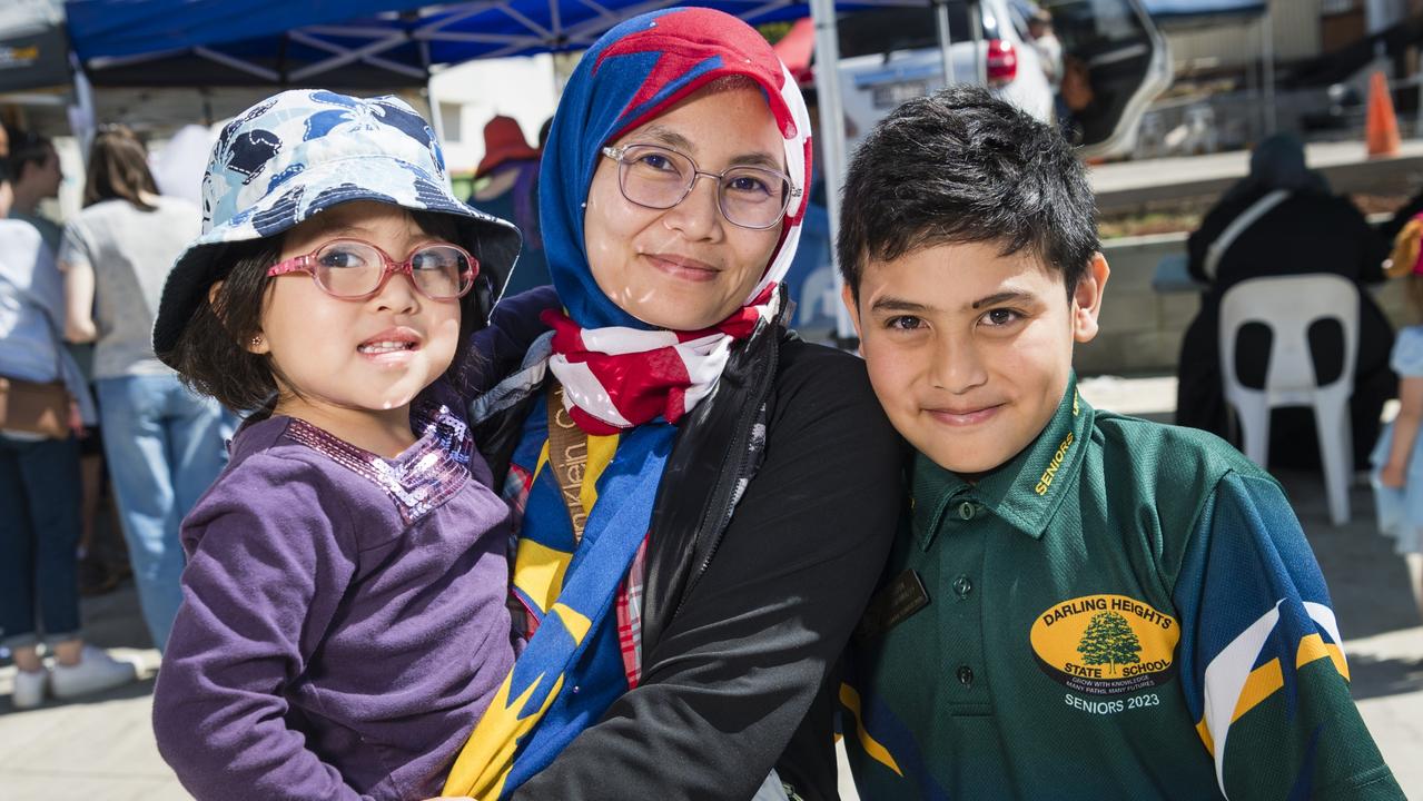 Queensland Mosque Invites Hundreds to Enjoy Food, Learn about Islam - About Islam