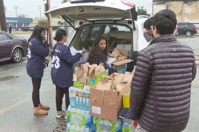 W. Virginia Muslim Students Pack 30K Meals to Help Less Fortunate - About Islam